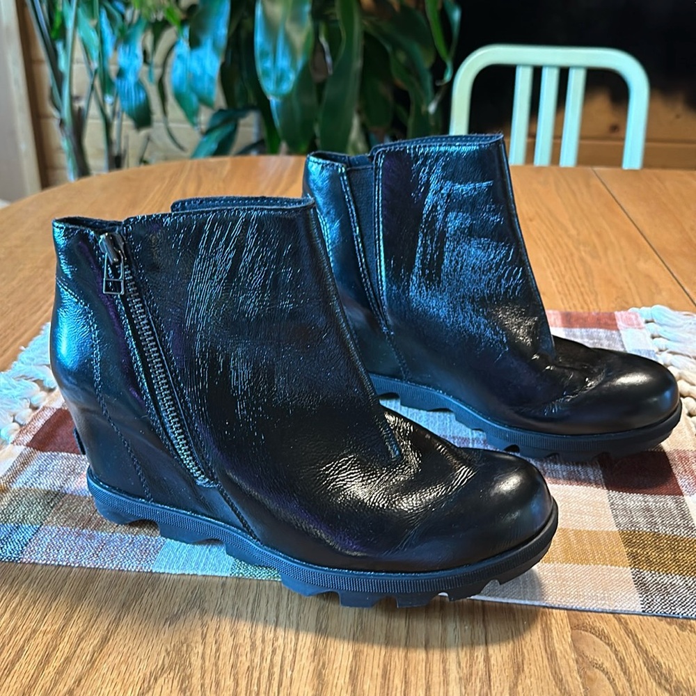 Sorel wedges